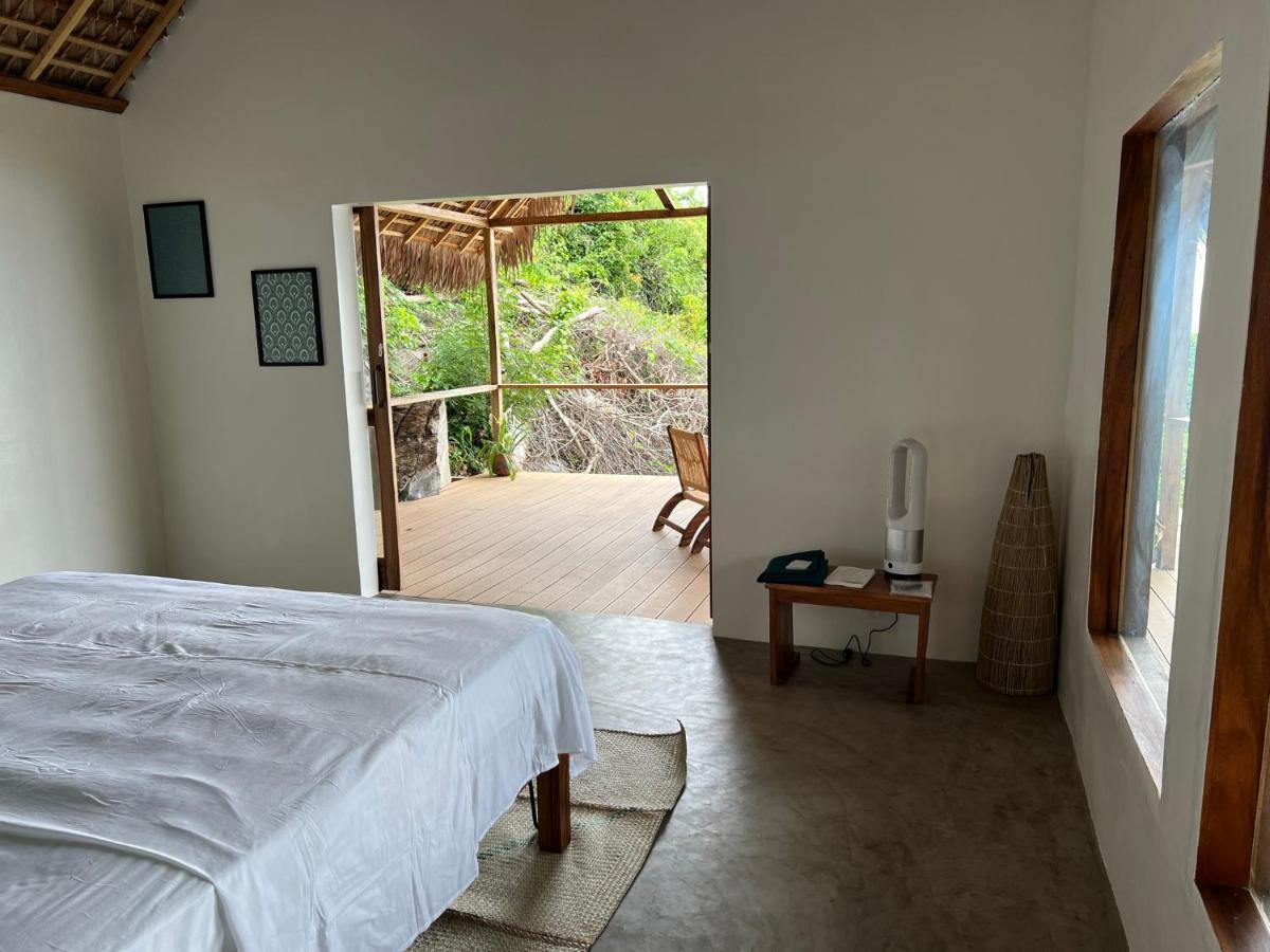Canopee Lodge Nosy Komba Exteriör bild
