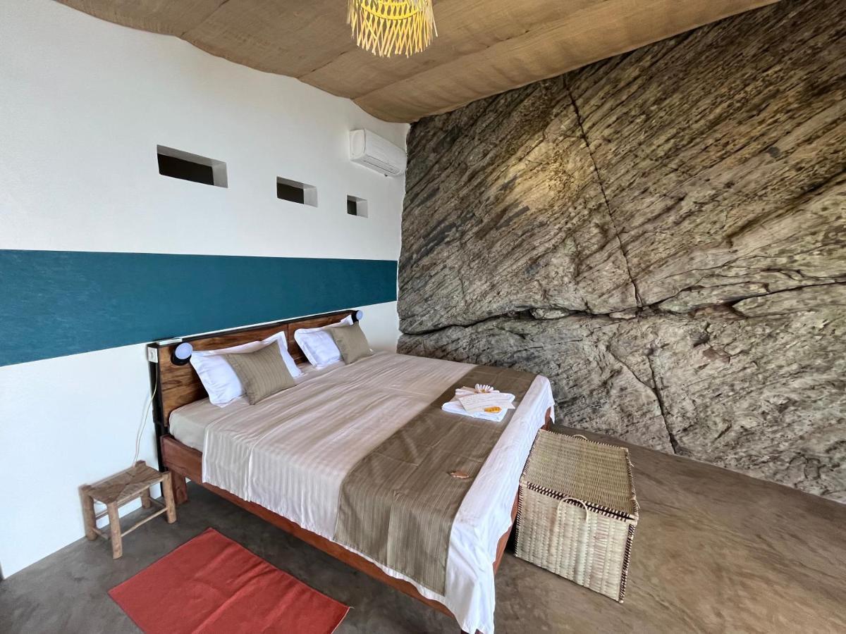Canopee Lodge Nosy Komba Exteriör bild